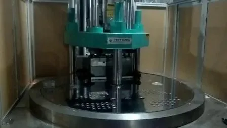 Hocheffiziente vertikale Kunststoffspritzgießmaschine mit Drehtisch